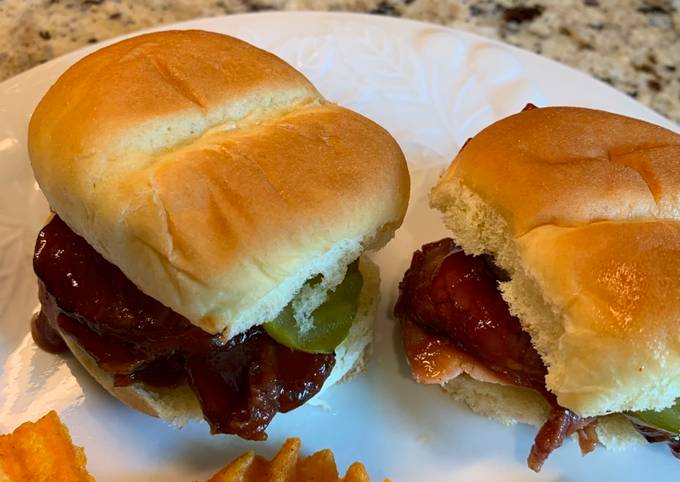 Recipe of Perfect Barbecue Beef Sliders