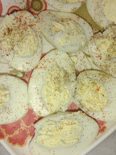 A picture of Boiled eggs.