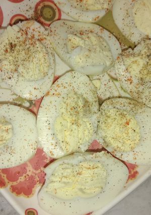 A picture of Boiled eggs.