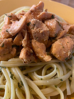 Una foto de Spaghetti GF con Salmón