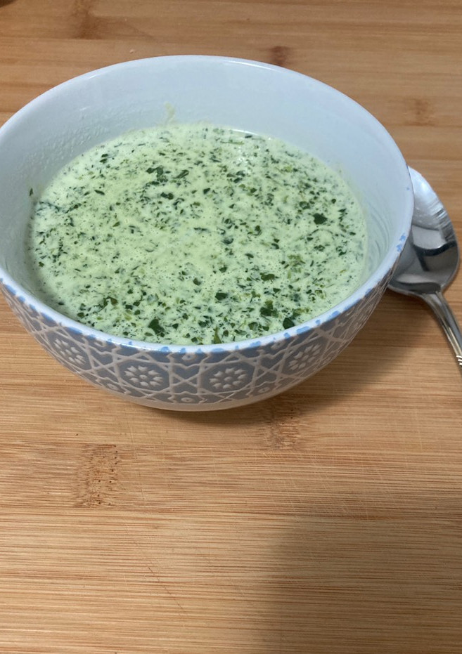 Una foto de Crema de espinacas y queso