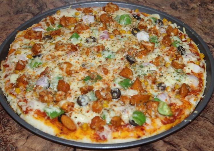 Recipe of Perfect Chicken tikka pizza | homemade | by cooking world/