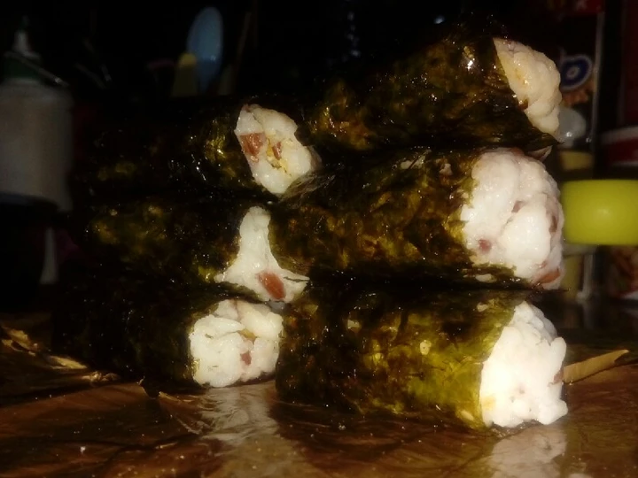 Cara Sederhana Menyiapkan Resep  Nasi Kepal (onigiri) sederhana yang Menggugah Selera, Bisa Manjain Lidah