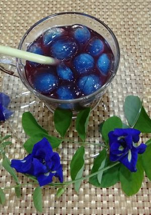 Hình của món Trà hoa đậu biếc.