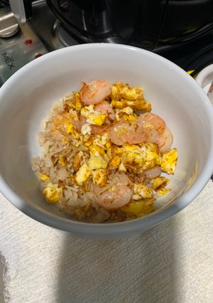 รูปของ ข้าวกล้องคลุกกุ้งผัดไข่