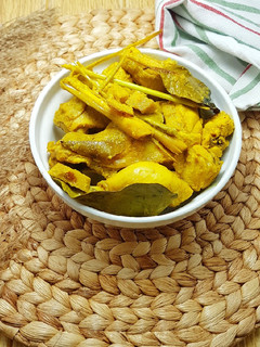 Foto resep Ayam ungkep bumbu kuning