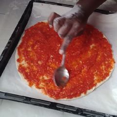 A picture of Pizza sauce.