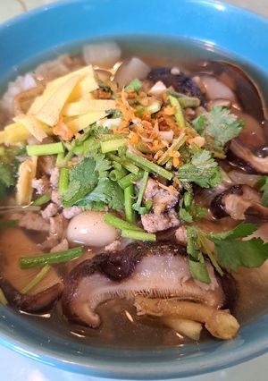 รูปของ ข้าวต้มหมูเห็ดหอม