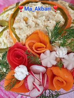 عکسی از دستور ⚘️تزیین سالاد الویه(مهارت پایه ای آشپزی)