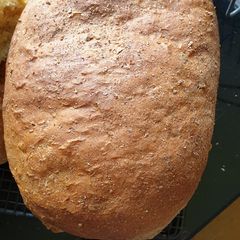 A picture of Mixed Grain/Wholemeal/Granary Loaf.
