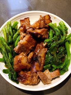 A picture of Choisam and Bbq pork.