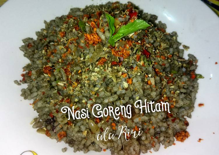 Nasi Goreng Hitam