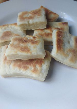 Una foto de Bizcochitos de grasa hojaldrados :)