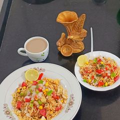 A picture of ✨🌶️ Street Style Bhujiya Bhel (With Garlic Chutney).