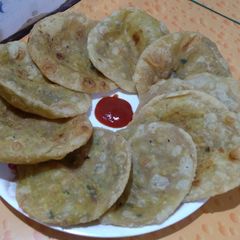 A picture of Fish Kachori.