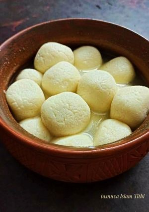 স্পঞ্জের রসগোল্লা রেসিপির প্রধান ছবি