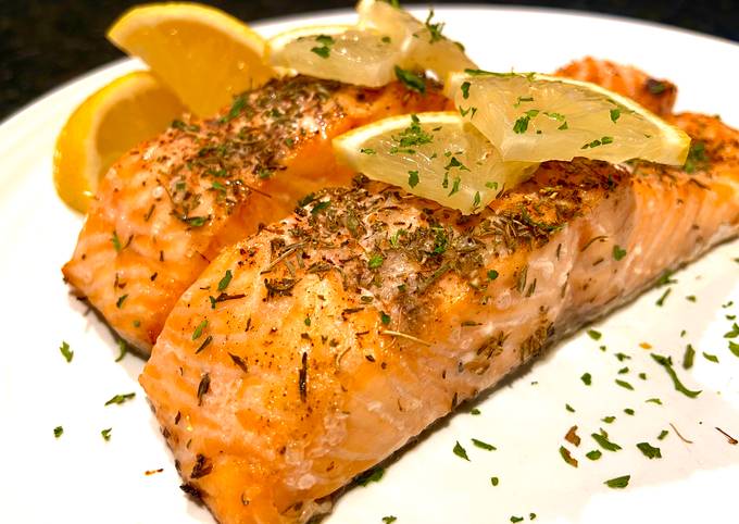 Oven Baked Salmon with Lemon and Herb