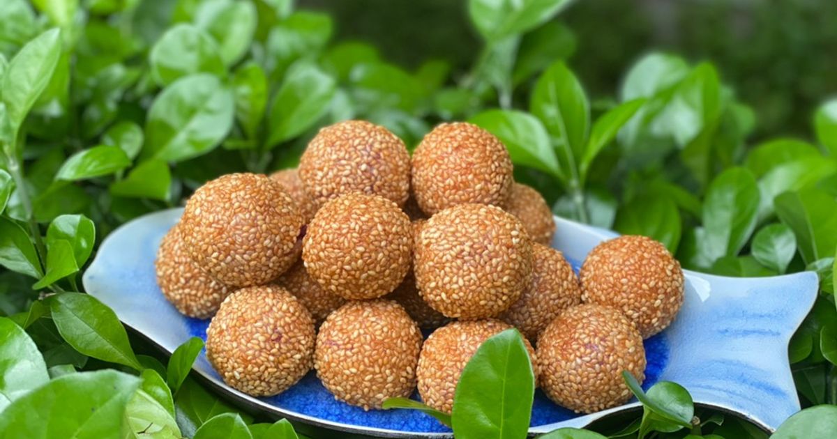 Cách Làm Món Bánh Rán Mè Khoai Lang Tím của Bếp mợ Tým - Cookpad