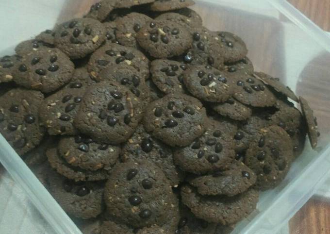 Chocolate cookies putih telur