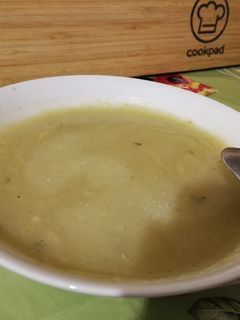 Fokhagymás, kakukkfüves burgonya, csicsóka krémleves recept fotója