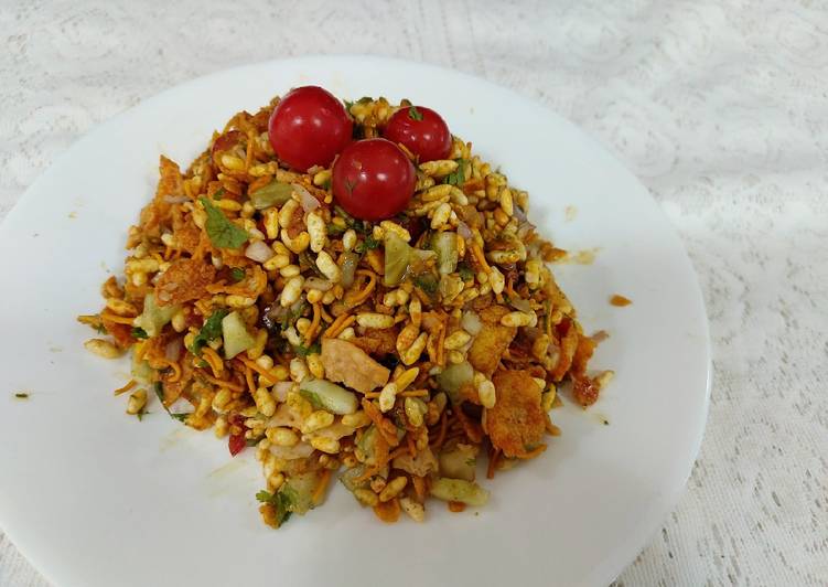 Recipe of Super Quick Khatty meethi bhel / tasty