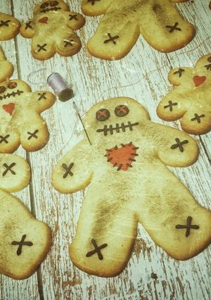 Una foto de Galletas Vudú, decoradas con glasa!