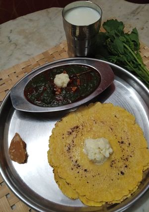 सरसों का साग (sarson ka saag recipe in Hindi) रेसिपी मुख्य फोटो