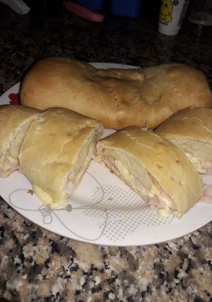 Una foto de Mini Pan de Jamón y queso