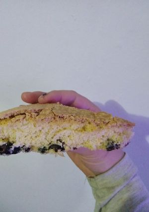 Una foto de Queque SIN POLVO DE HORNEAR NI LEVADURA con chips de chocolate