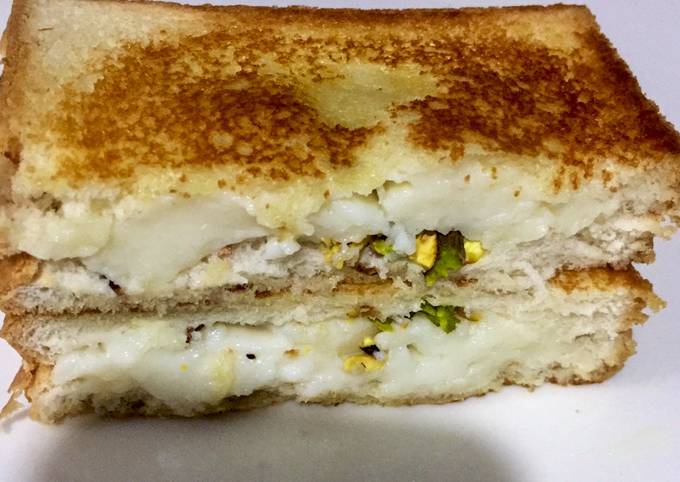 Custard bread sandwich Recipe by Sami Saqib - Cookpad