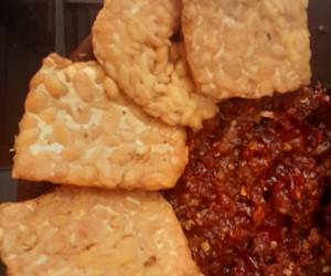 Resep mudah Tempe penyet sambel trasi Yummy Mantul