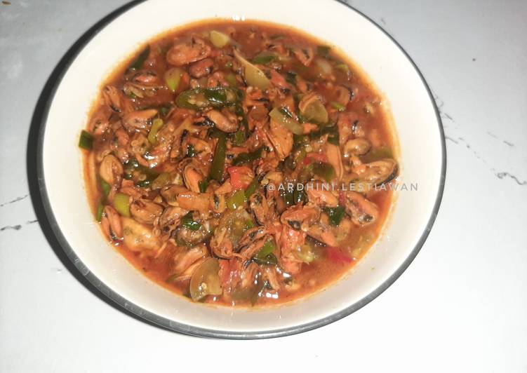 Kerang ijo Saos Padang