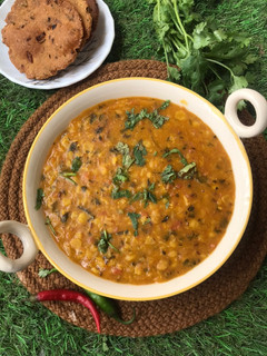 ढाबा स्टाइल दाल तड़का (dhaba style dal tadka recipe in Hindi) रेसिपी मुख्य फोटो
