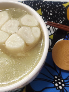 現煲靚湯-土豆蒜頭雞湯 的食譜成品照片