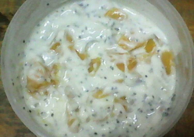 Recipe of Quick Fruit &amp; Nut Yogurt