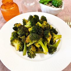 A picture of Air fryer Broccoli.