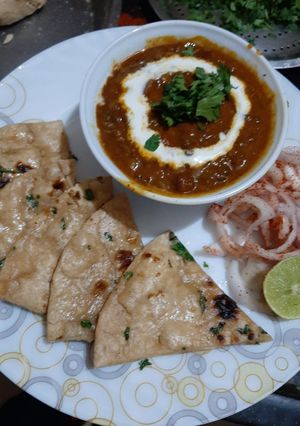 दाल मखनी (dal makhani recipe in Hindi) रेसिपी मुख्य फोटो