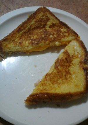 Una foto de Sandwich envuelto en huevo