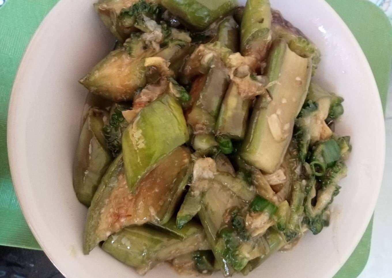 Tumis terong hijau dan pare,dengan kuah capcay