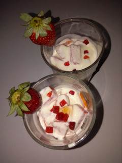 A picture of Yogurt Dessert.