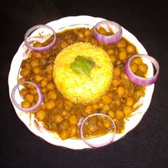 A picture of Chola with zeera rice.