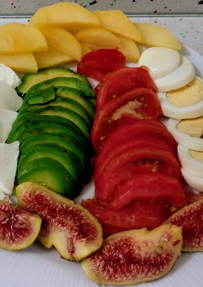Una foto de Frutas y verduras con queso