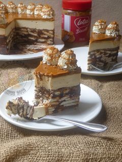 Gambar Kek Batik Biscoff