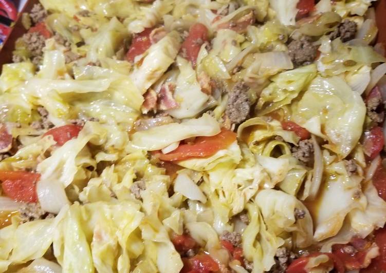 Easiest Way to Prepare Homemade Stewed Tomatoes, Cabbage &amp; Ground Beef