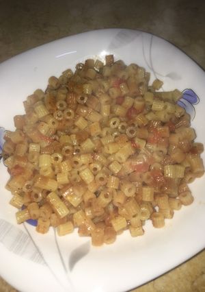 صورة لوصفة مكرونه محمره سريعه🍝