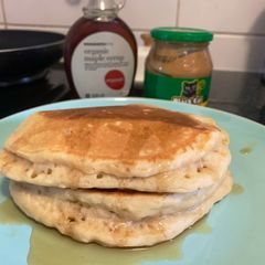 A picture of Peanut Butter Flapjacks for 1.