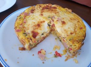 Una foto de Tarta de verduras expres con Jamón y queso