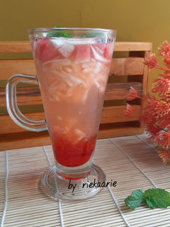 Foto resep 58. Es Blewah sirup merah Cocopandan