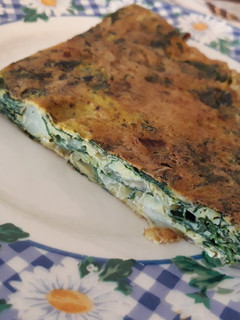 Una foto de Tortilla rápida espinaca y repollo