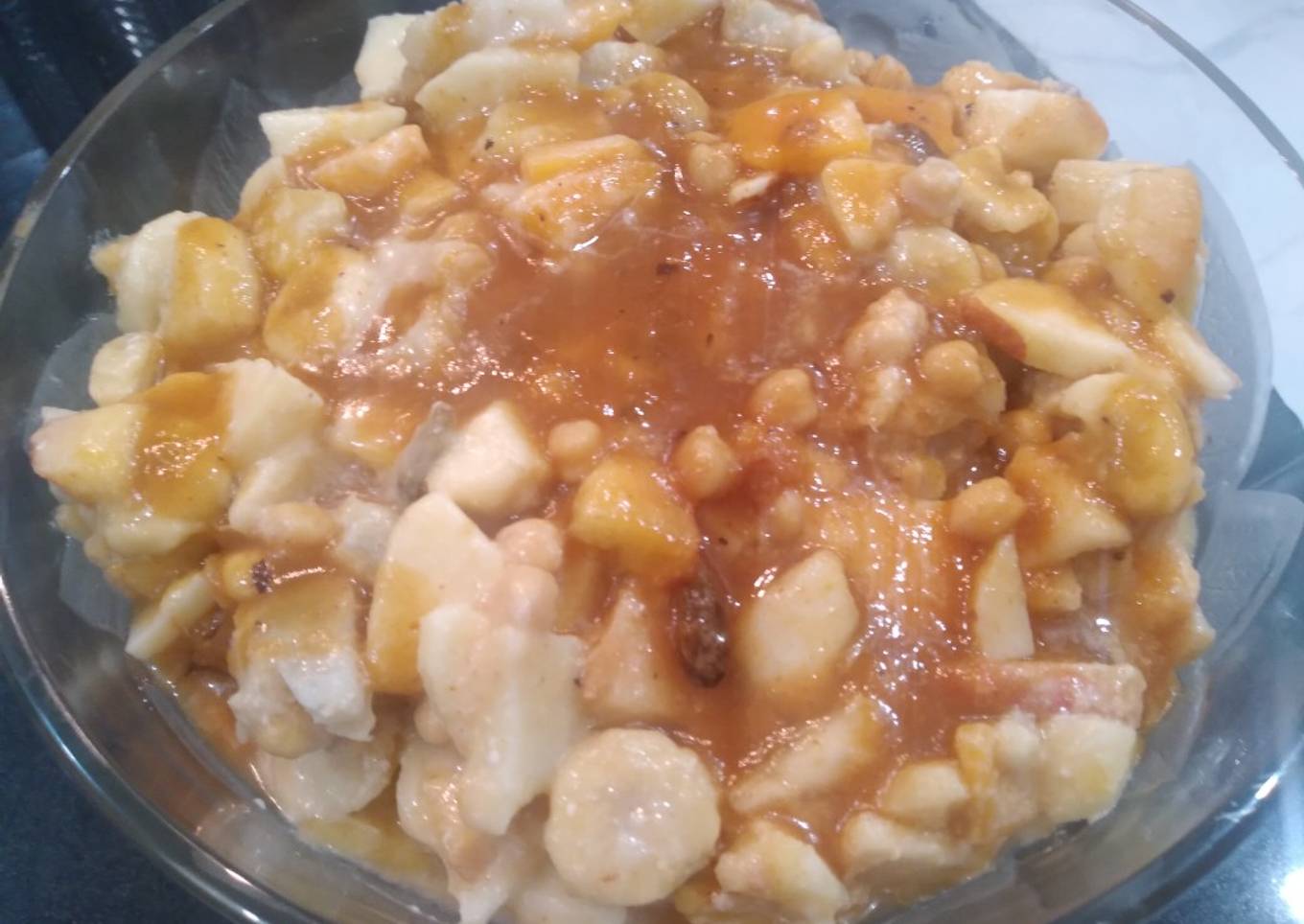 Mix fruit chaat (company bagh waly)